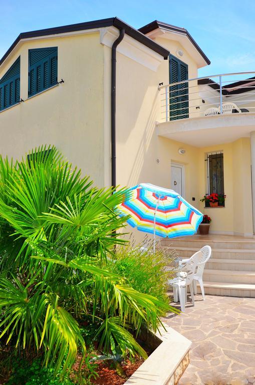 Apartments Sv. Pelegrin Umag Extérieur photo