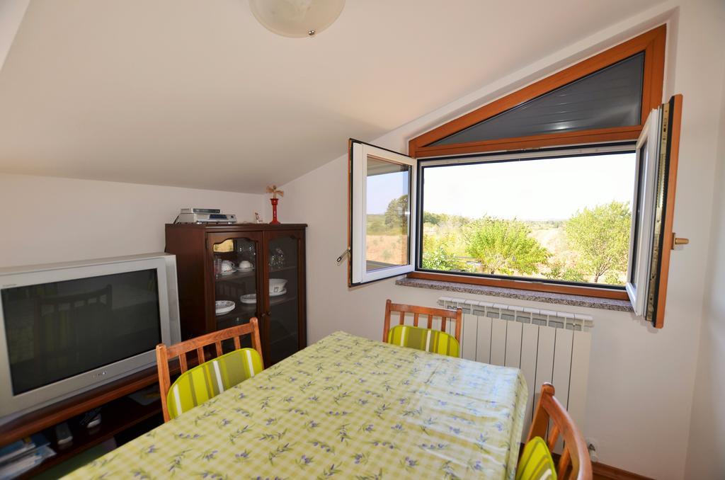 Apartments Sv. Pelegrin Umag Extérieur photo