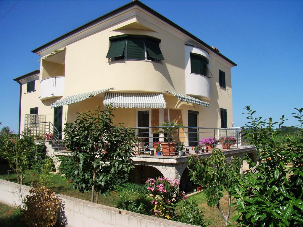 Apartments Sv. Pelegrin Umag Extérieur photo
