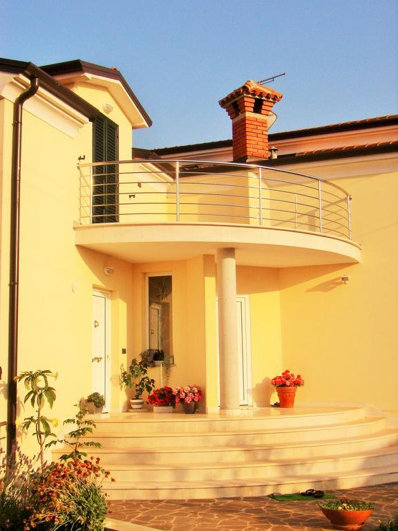Apartments Sv. Pelegrin Umag Extérieur photo