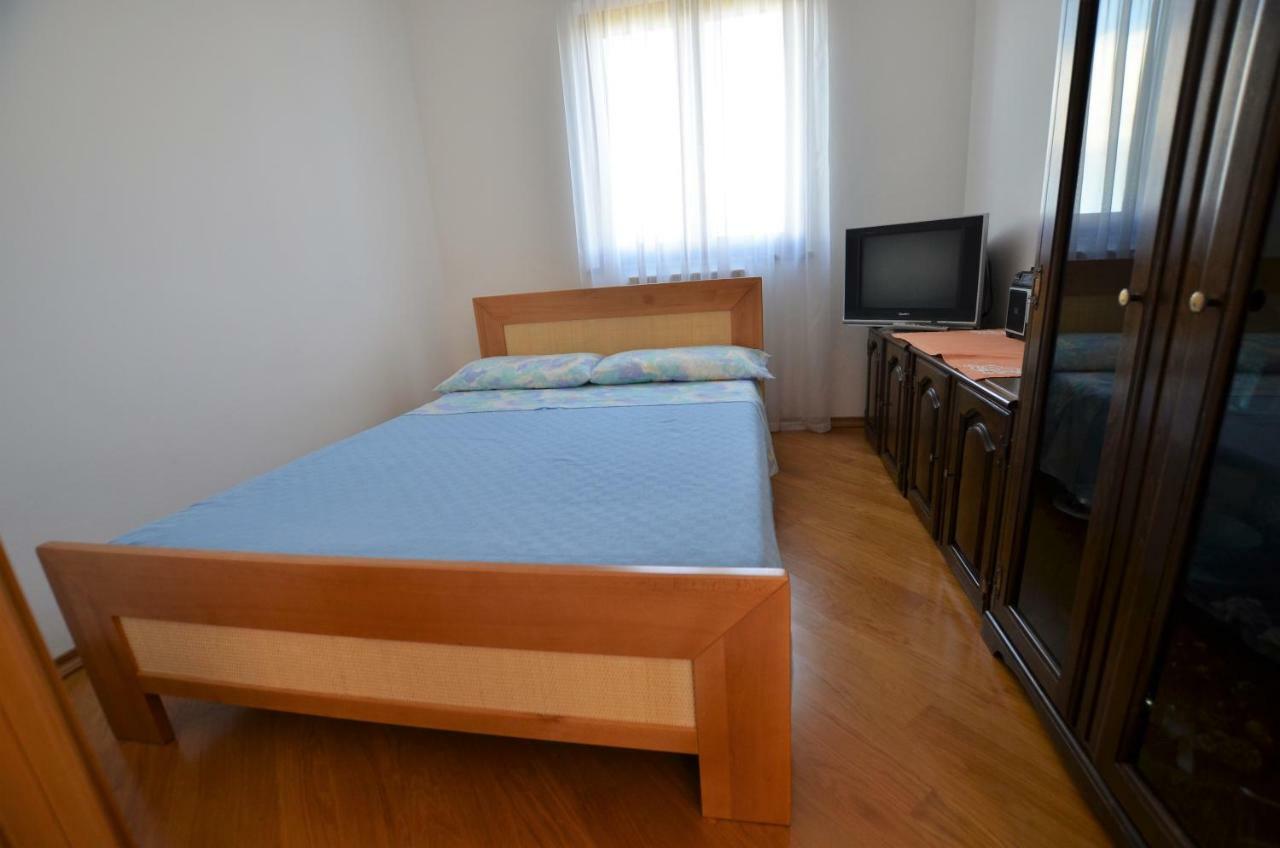 Apartments Sv. Pelegrin Umag Extérieur photo